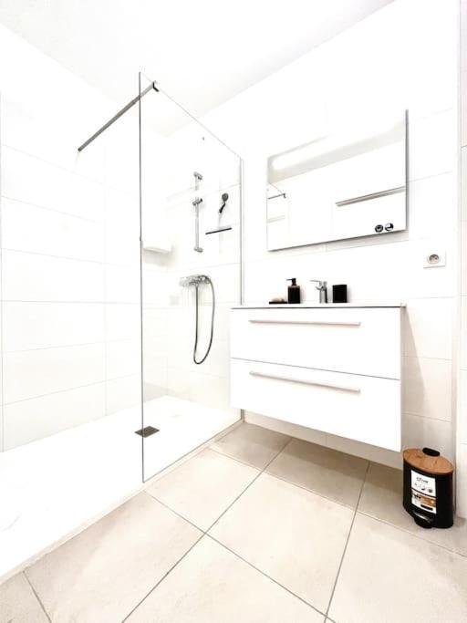 Apartamento Neuf Avec Terrasse Saint-Florent (Corsica)