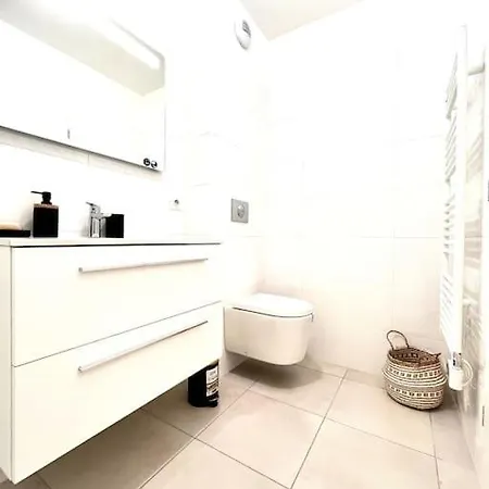 Appartement Neuf Avec Terrasse Saint-Florent  Exterior photo